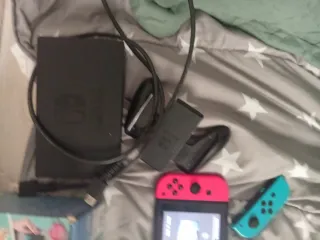 Nintendo Switch Completa con Caja