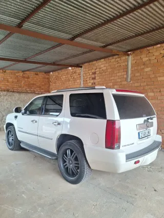 Cadillac Escalade 2010