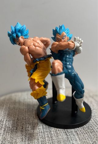 Figuras Dragon Ball Goku y Vegeta