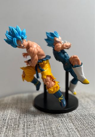 Figuras Dragon Ball Goku y Vegeta