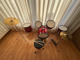 Batería Acústica Roja