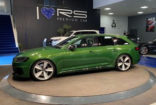 Audi A4 RS4 Avant TFSI quattro