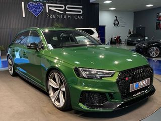Audi A4 RS4 Avant TFSI quattro