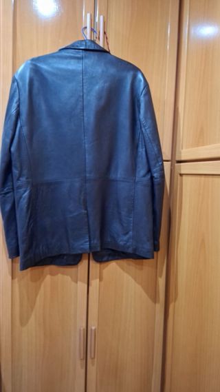 Chaqueta de piel para hombre