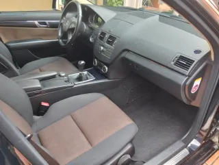 Mercedes-Benz Clase C 2010