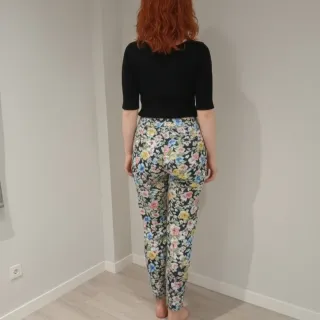 Pantalón estampado floral S