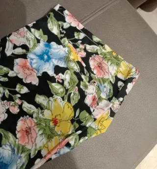 Pantalón estampado floral S