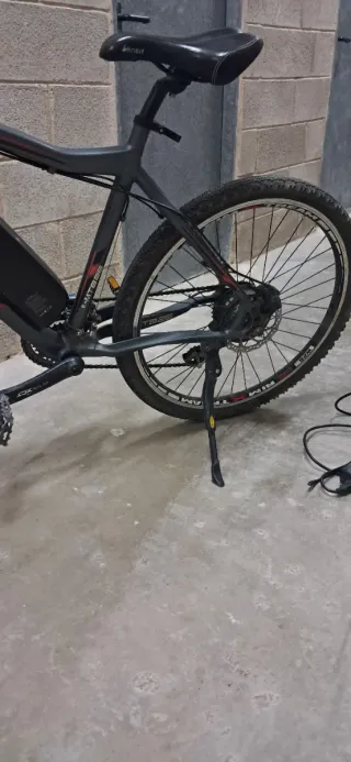 Bicicleta eléctrica Moma E-MTB 26 Fallo Batería