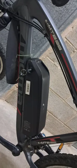 Bicicleta eléctrica Moma E-MTB 26 Fallo Batería