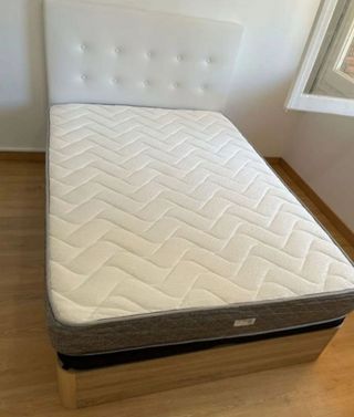 Canapé abatible con colchónes Viscoelastica