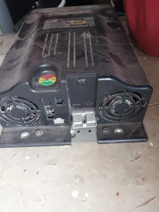 Cargador Baterías Zivan 48V 30A