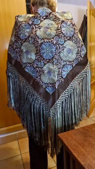 Mantón, mantoncillo de Manila Antiguo Bordado