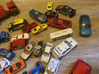 Lote Coches Juguete Niños. 42 piezaa