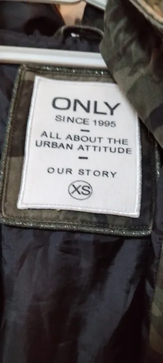 Chaqueta chica camuflaje