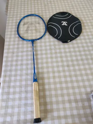 Raqueta de Bádminton con funda