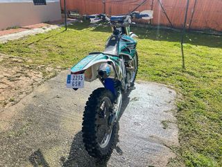 Yamaha WR450F Enduro Moto