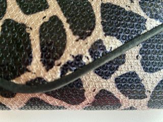 Bolso de fiesta beige y negro