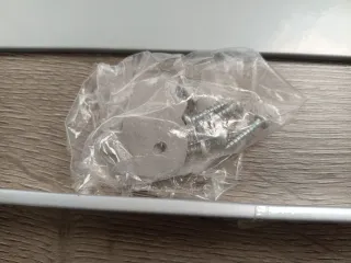 Ruedas para mueble Kallax