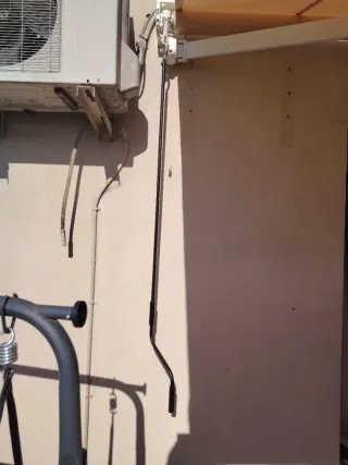 Toldo brazo invisible beige