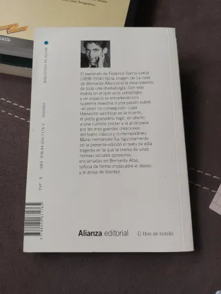 La casa de Bernarda Alba: Drama de mujeres en l...