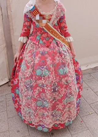 Traje de Fallera