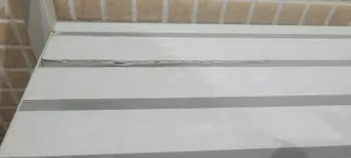 Mueble de lavandería con 2 cestas