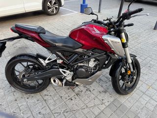 Honda CB125R Naked Negra/Roja
