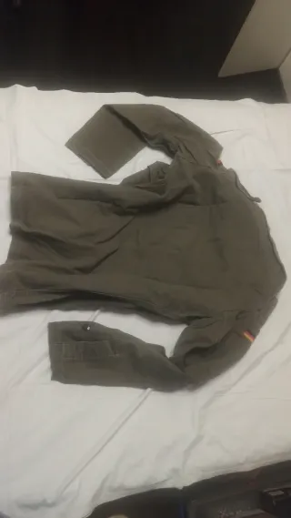 Chaqueta militar alemana verde oliva