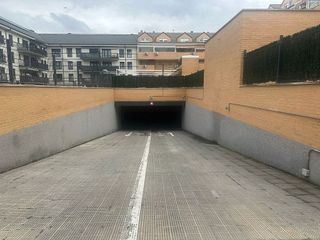 Garaje en venta en Velilla de San Antonio