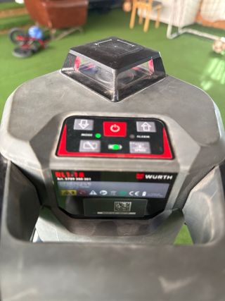 Nivel Láser Würth con Trípode