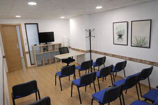 Oficina en alquiler en Parque María Luisa - Huerta de la Salud - Giralda Sur en Sevilla