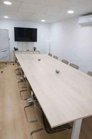 Oficina en alquiler en Parque María Luisa - Huerta de la Salud - Giralda Sur en Sevilla