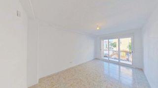 Piso en alquiler en Centro en Parla