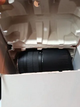 Objetivo Sigma 70-300mm F4-5.6 MACRO