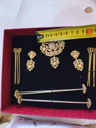Aderezo Fallera Oro y Nácar para niña pequeña