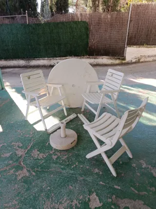 Mesa y 4 Sillas Jardín Blancas