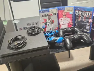 PS4 Pro 1TB + 7 Juegos + 2 Mandos