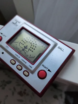 AC-01 Game Watch Ball