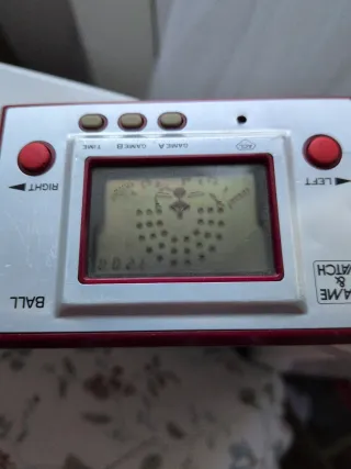 AC-01 Game Watch Ball