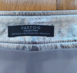 Mini falda polipiel plateada