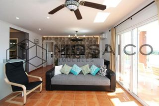 Casa pareada en alquiler en Monserrat