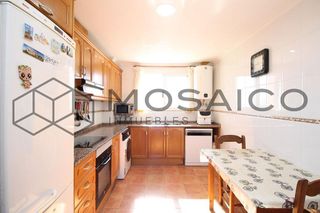 Casa pareada en alquiler en Monserrat