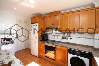 Casa pareada en alquiler en Monserrat