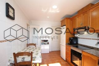 Casa pareada en alquiler en Monserrat