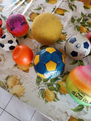 12 palloni misti, varie misure