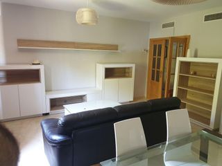 Piso en alquiler en Maria Auxiliadora - Barriada LLera en Badajoz