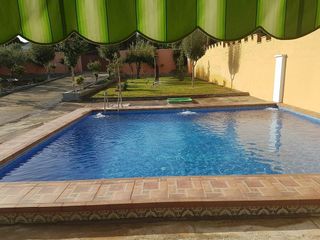 Casa rural en venta en La Hacienda - Nueva Andalucía en Dos Hermanas