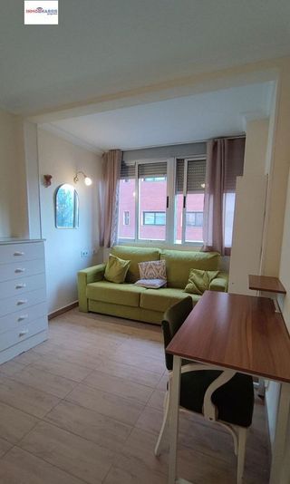 Piso en alquiler en Barrio Alto - San Félix - Oliveros - Altamira en Almería