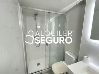 Piso en alquiler en Los Cármenes en Madrid