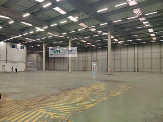 Nave industrial en alquiler en Avda. Cataluña en Zaragoza